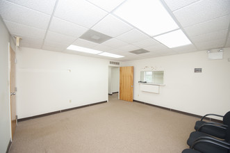 80 W Welsh Pool Rd, Exton, PA for rent Interior Photo- Image 1 of 2