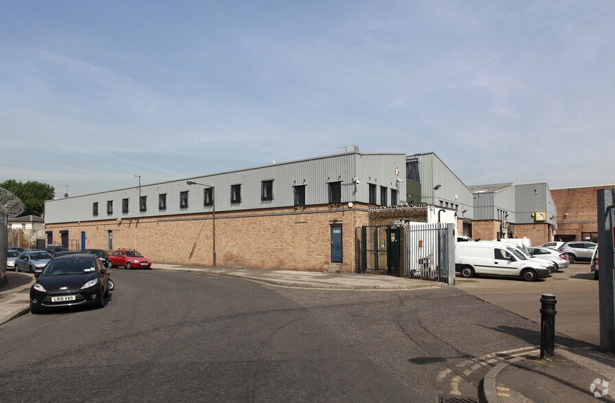 57 Sandgate St, London for sale - Primary Photo - Image 1 of 2