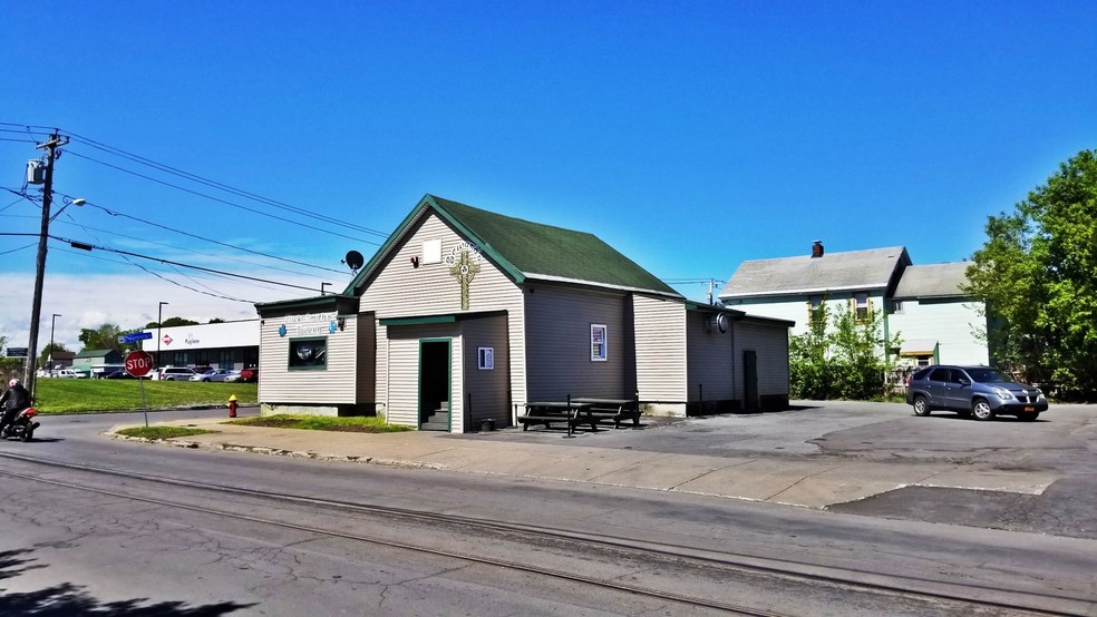 1310-1312 Schuyler St, Utica, NY for sale - Building Photo - Image 1 of 1