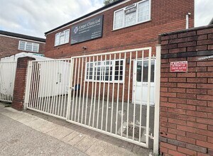 29 Fourth Way, Wembley to rent Building Photo- Image 1 of 1