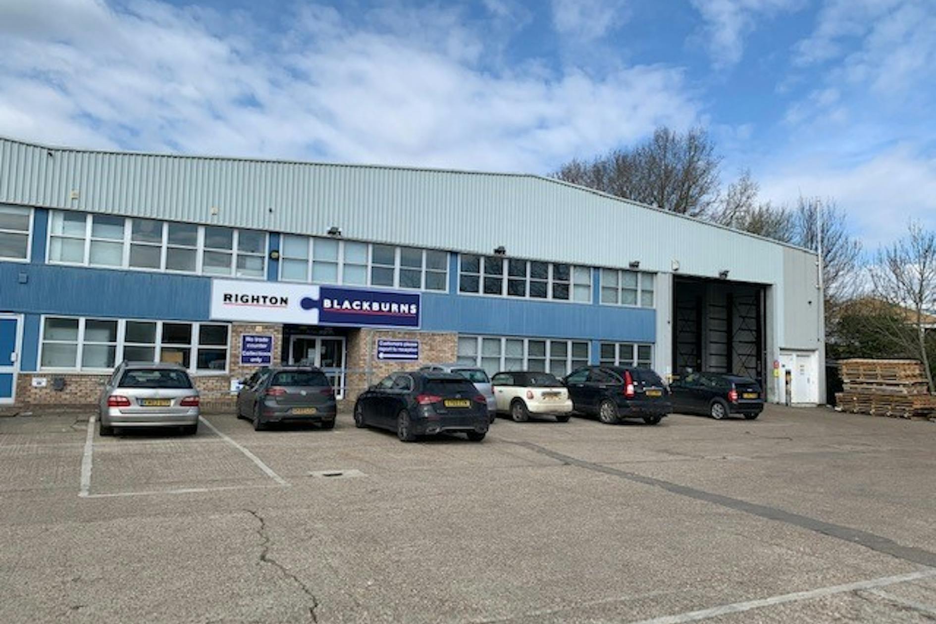 Commerce Way, Edenbridge for sale Primary Photo- Image 1 of 1