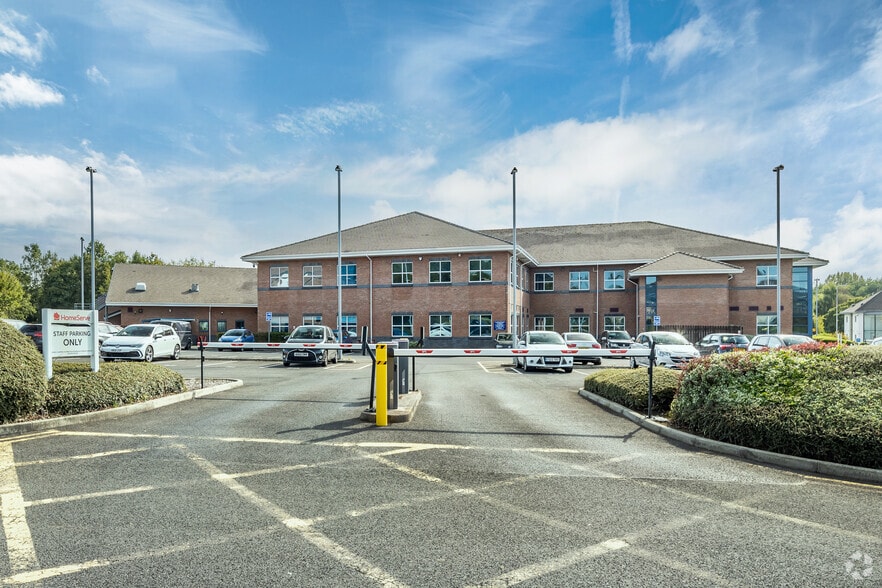 Caxton Rd, Preston to rent - Building Photo - Image 3 of 7