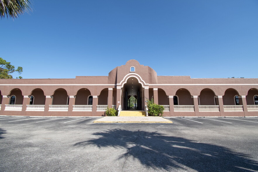 2484 Caring Way, Port Charlotte, FL for rent - Building Photo - Image 1 of 11