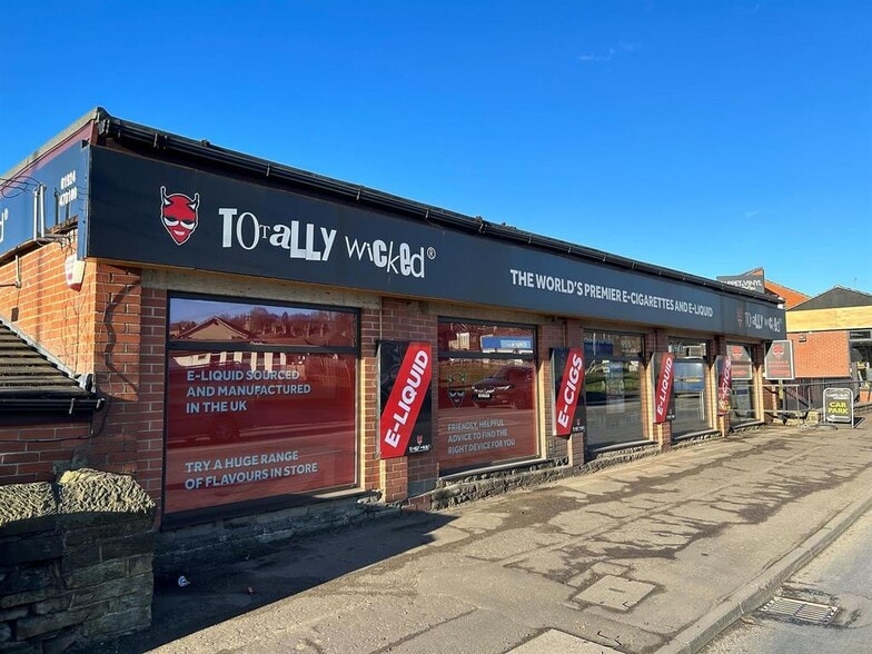 Birstall Retail Village, 895 Bradford Rd portfolio of 2 properties for sale on LoopNet.co.uk - Building Photo - Image 2 of 4