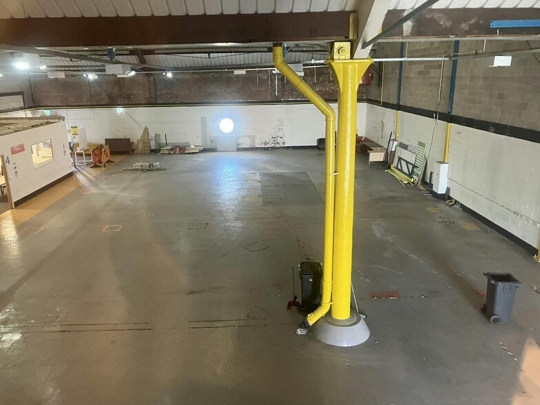 Harrington Rd, Liverpool to rent - Building Photo - Image 3 of 14