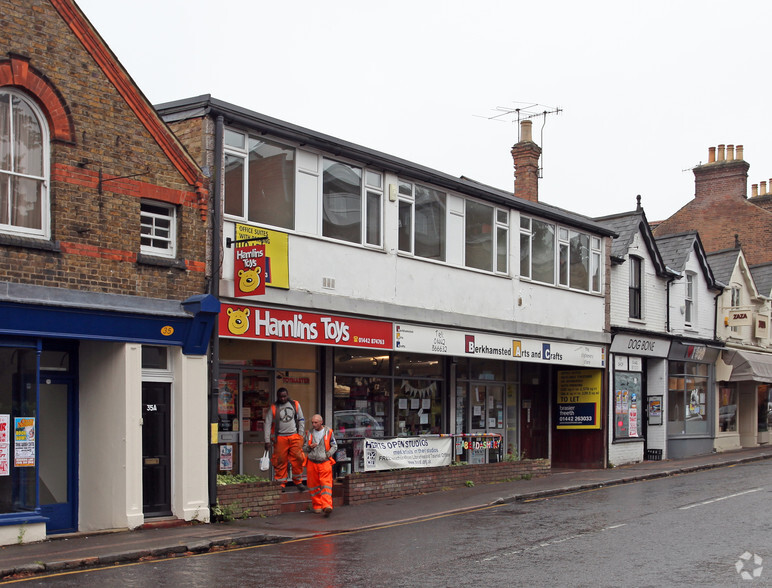 29-33 Lower Kings Rd, Berkhamsted for rent - Building Photo - Image 2 of 6