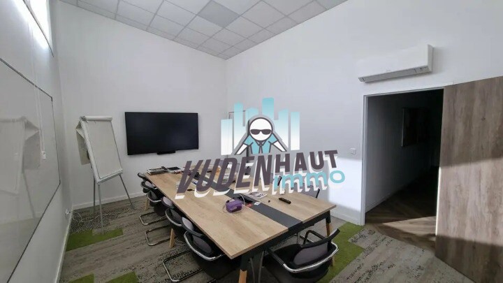 Light Industrial in Blagnac to rent - Interior Photo - Image 2 of 5