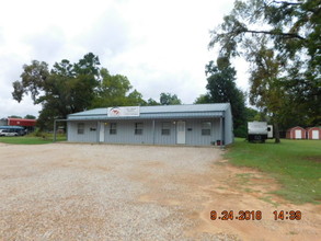 608 W Main St, Antlers, OK for sale Primary Photo- Image 1 of 1