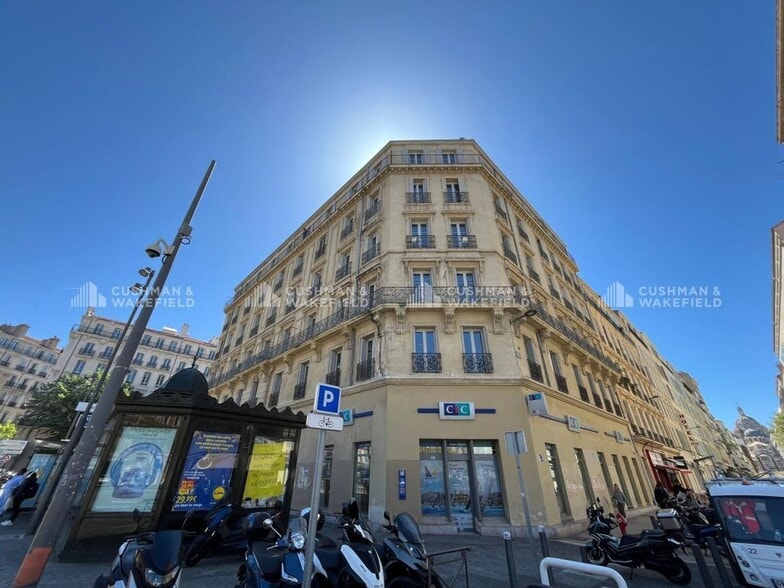 Office in Marseille to rent - Building Photo - Image 2 of 26