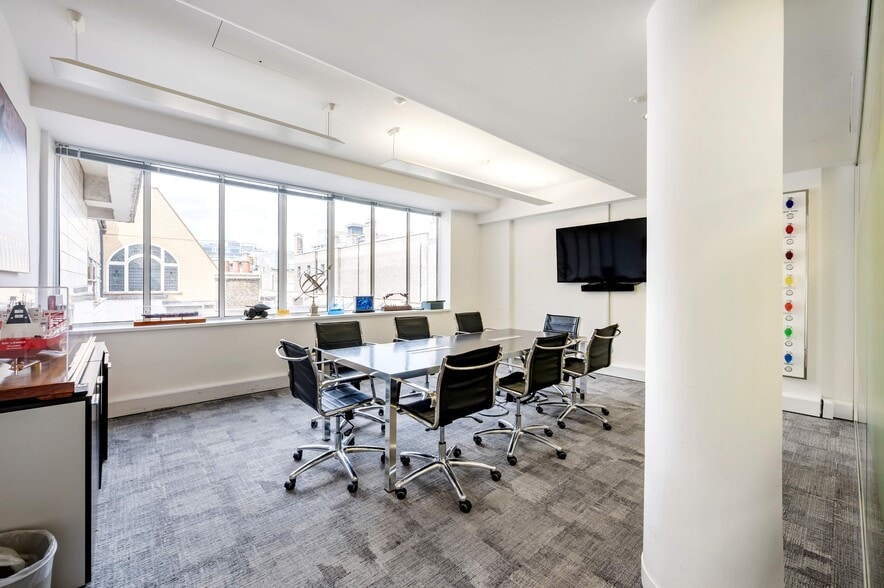 52-55 Piccadilly, London to rent - Building Photo - Image 2 of 7