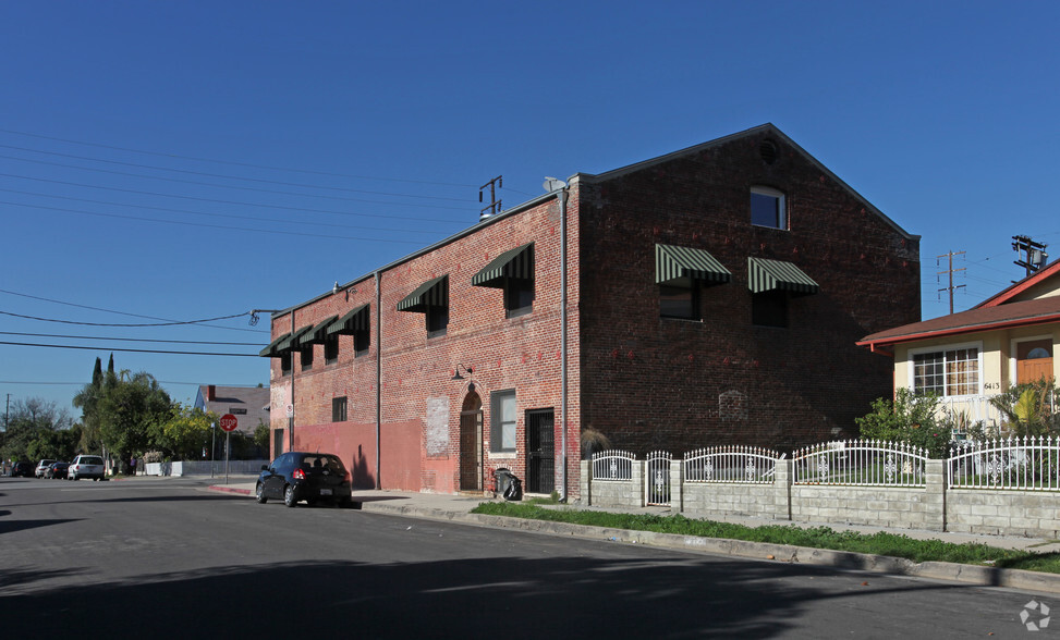 6405 Garvanza Ave, Los Angeles, CA for rent - Building Photo - Image 3 of 3