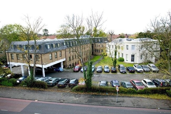 More details for 1 Central Rd, Morden - Office to Rent