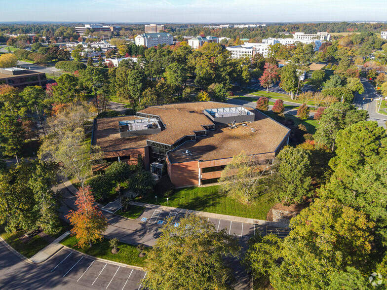 4121 Cox Rd, Glen Allen, VA for rent - Building Photo - Image 1 of 8