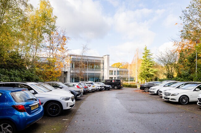 More details for 3000 Hillswood Dr, Chertsey - Co-working to Rent