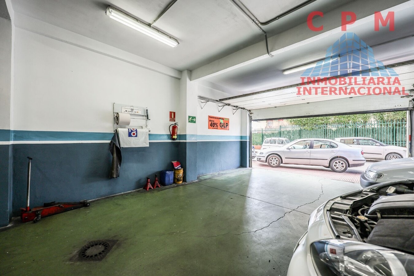 Alcorcón, MAD 28922 - Unit Pueta 01 y 03 - - Interior Photo - Image 1 of 11