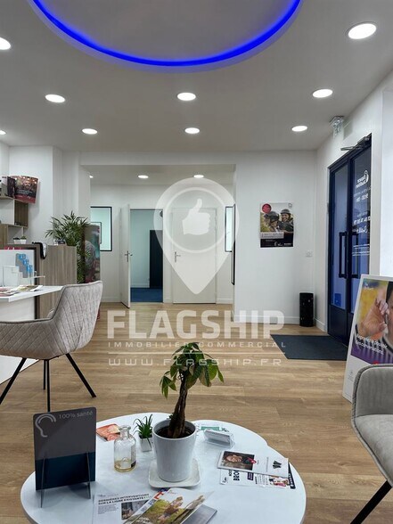 Retail in Noisy-le-Sec to rent - Interior Photo - Image 3 of 6