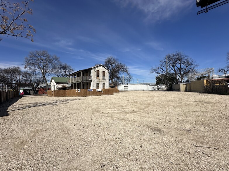 114 Union, San Antonio, TX for rent - Building Photo - Image 3 of 3