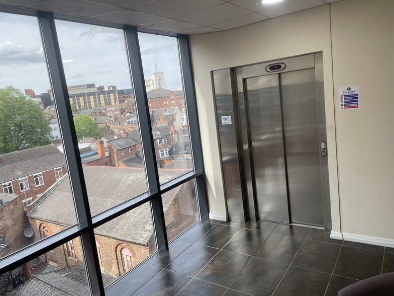 22-48 Friar Ln, Nottingham to rent - Interior Photo - Image 2 of 11