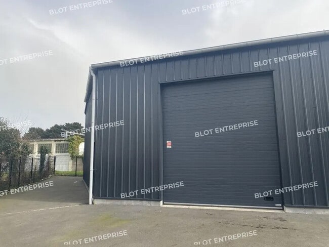Location Local d'activités 135 m²