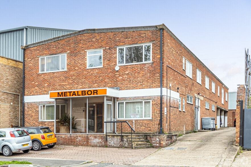 Sandiford Rd, Sutton for sale - Primary Photo - Image 1 of 1