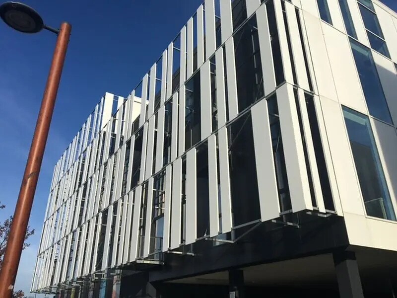 2/4 Rue Galilée, Échirolles to rent Building Photo- Image 1 of 17