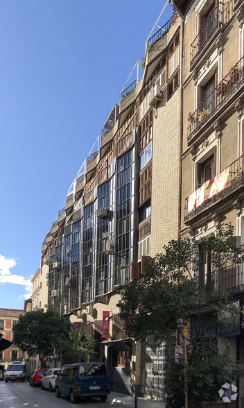 Calle Trujillos, 7, Madrid, Madrid for sale - Primary Photo - Image 1 of 4