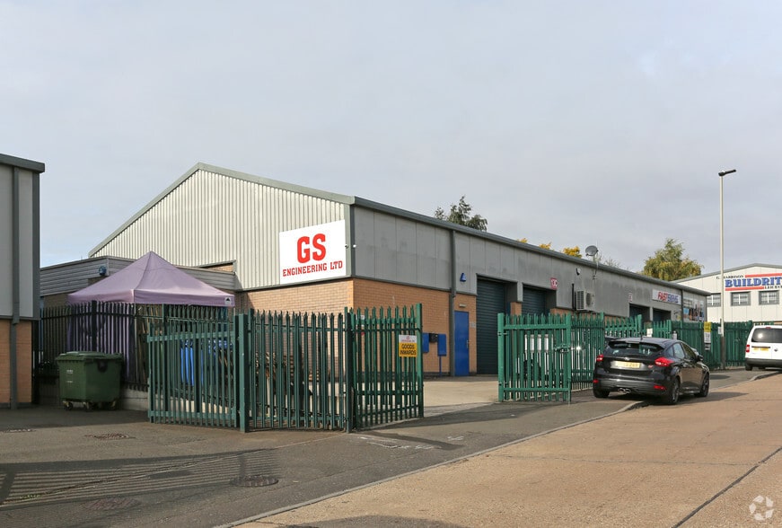 13A-13D Saffron Way, Leicester to rent - Building Photo - Image 3 of 4