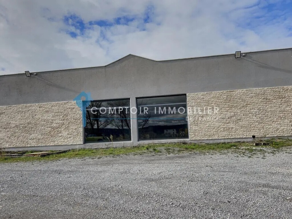 Vente Commerce 230 m² - Photo 1