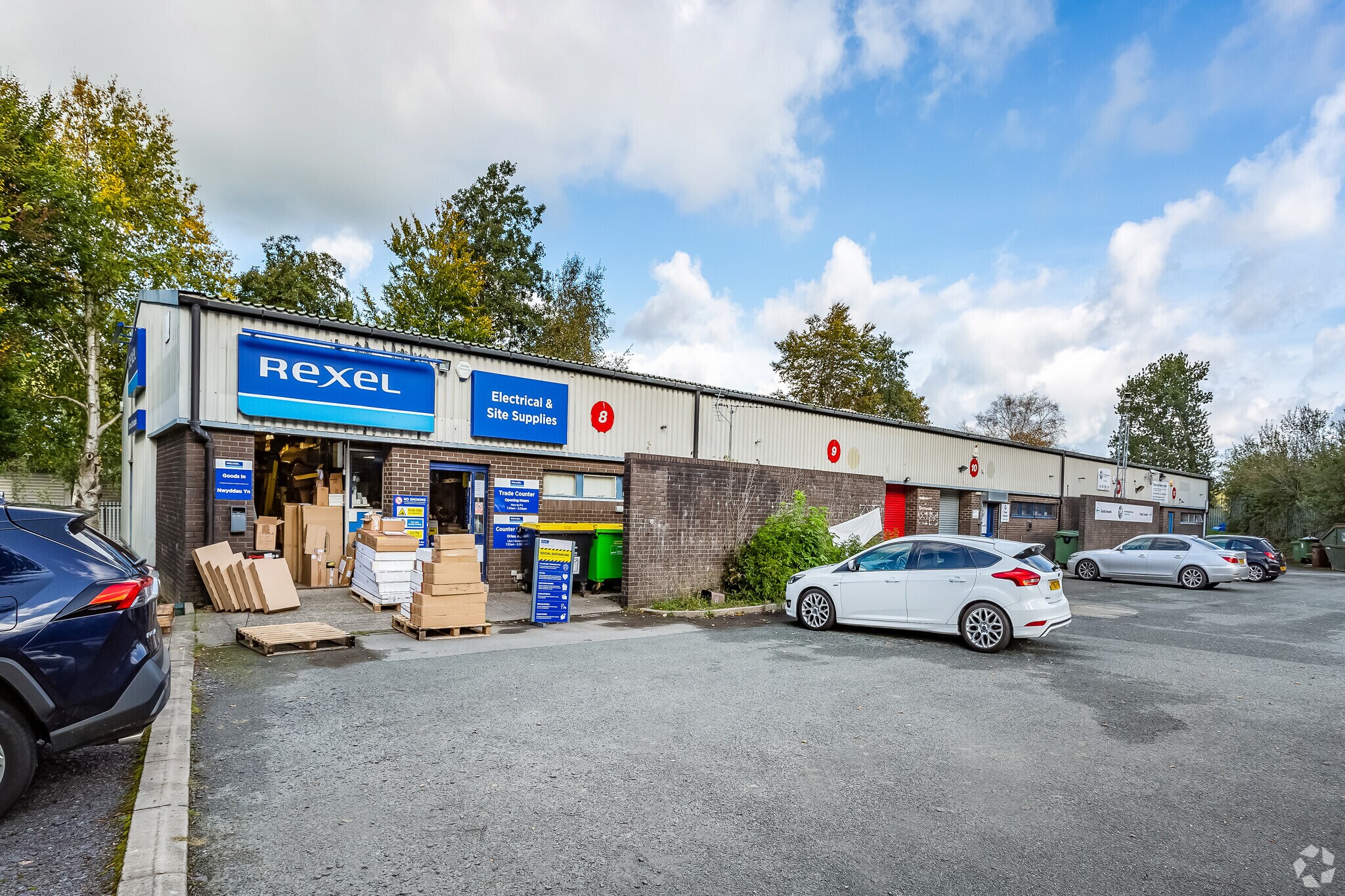 Llandygai, Llandygai for sale Primary Photo- Image 1 of 1