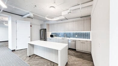 1150 Connecticut Ave NW, Washington, DC to rent Interior Photo- Image 2 of 8