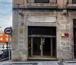 Retail in Tortosa, Tarragona to rent Interior Photo- Image 1 of 9