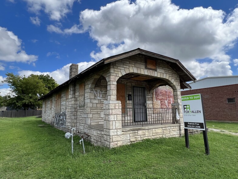 619 S Lewis Ave, Tulsa, OK for rent - Building Photo - Image 1 of 4