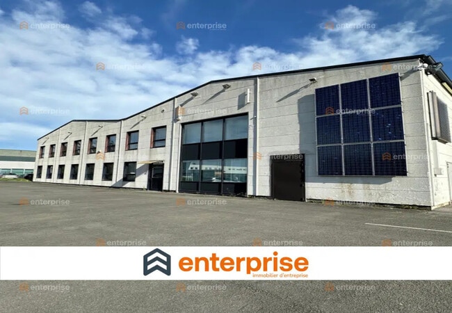 Vente Local d'activités 1 300 m²
