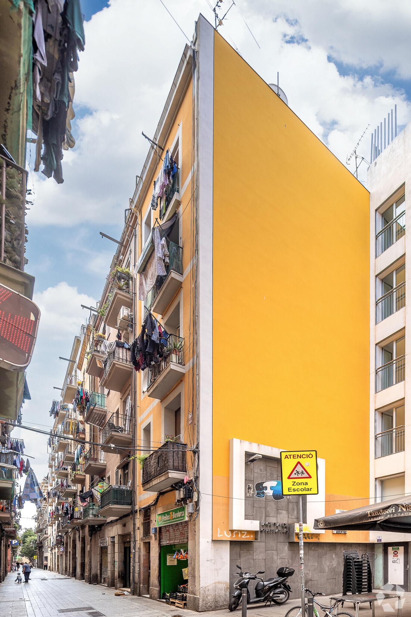 Build-to-Rent in Barcelona, Barcelona for sale Primary Photo- Image 1 of 3