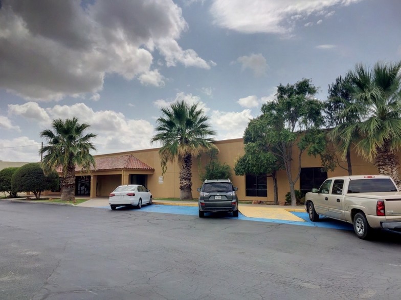 405 S Main Ave, Monahans, TX for sale - Building Photo - Image 1 of 1