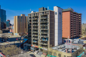 108 3rd Ave SW, Calgary, AB for sale Primary Photo- Image 1 of 6