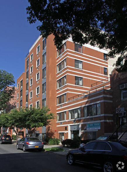 229 Parkville Ave, Brooklyn, NY for rent - Primary Photo - Image 1 of 7