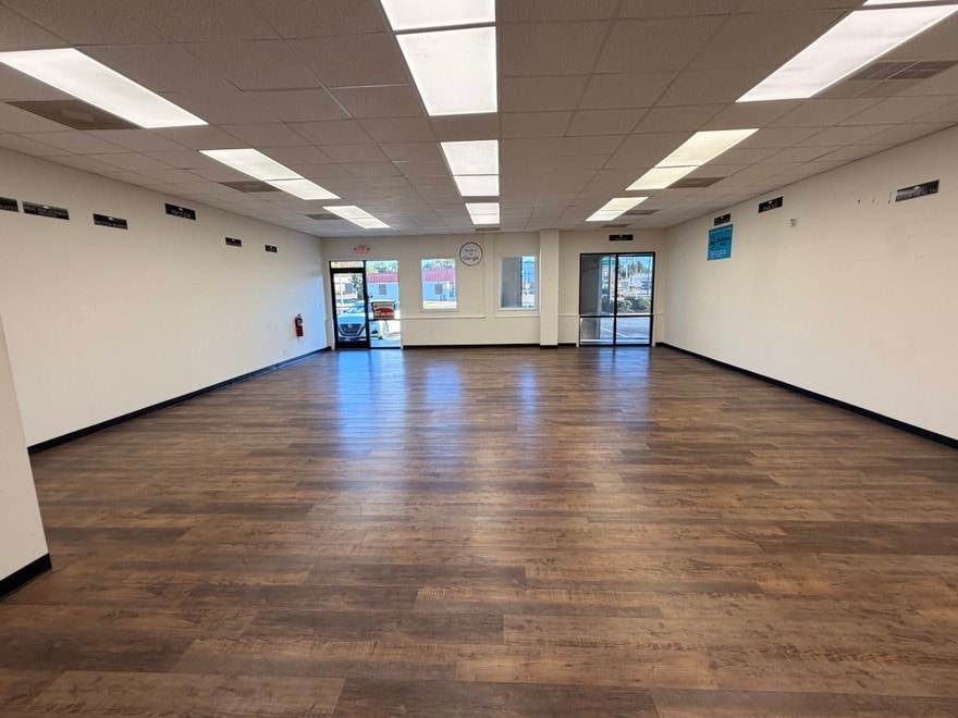 475-477 Haywood Rd, Greenville, SC to rent Building Photo- Image 1 of 8