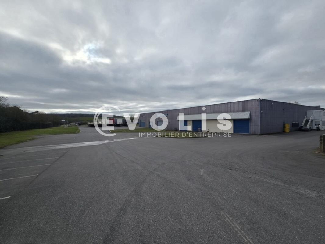 Light Industrial in Égly to rent Building Photo- Image 1 of 4