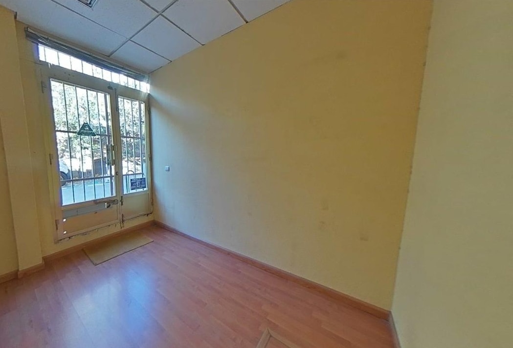 Madrid, MAD 28043 - Unit Puerta 05 - - Interior Photo - Image 2 of 8