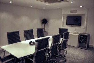 3 Queen St, London to rent Other- Image 2 of 7