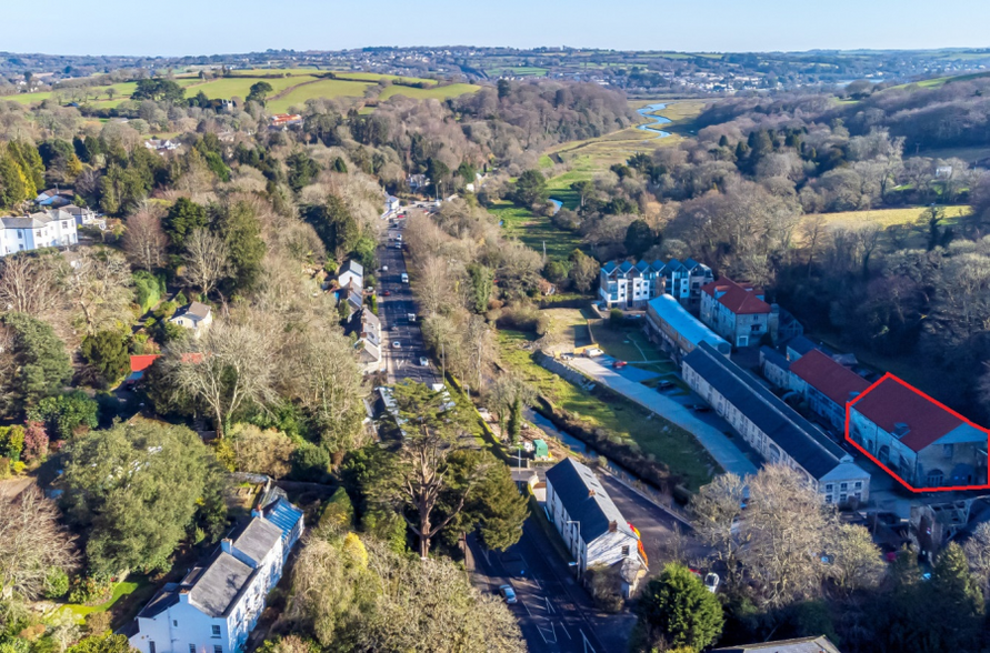 2 Glenside, Perranarworthal for sale - Primary Photo - Image 1 of 8