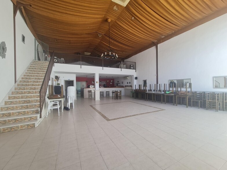 Retail in Conil de la Frontera, Cádiz for sale - Building Photo - Image 3 of 13