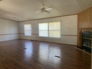 4311 Cement Valley Rd, Midlothian, TX for rent Interior Photo- Image 1 of 4