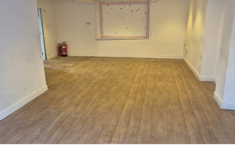 11A Town St, Yeadon to rent Interior Photo- Image 1 of 1