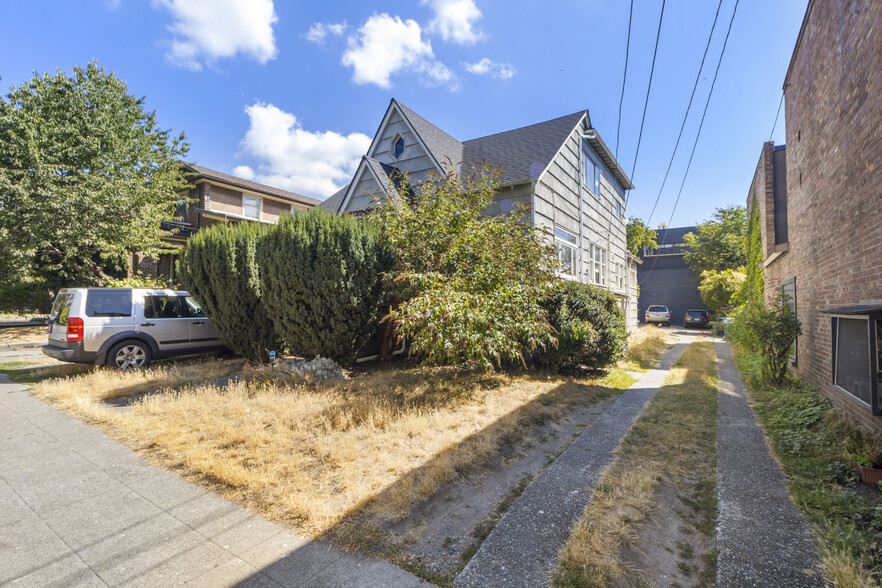 3622 Woodland Park Ave N, Seattle, WA for sale - Primary Photo - Image 1 of 4