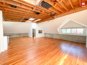 844 N La Brea Ave, Los Angeles, CA for rent Interior Photo- Image 2 of 9