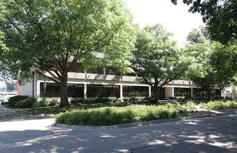 1220 Lincoln Mall, Lincoln, NE for sale Primary Photo- Image 1 of 1