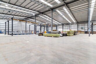 Airfield Dr, Aldridge to rent Interior Photo- Image 1 of 5