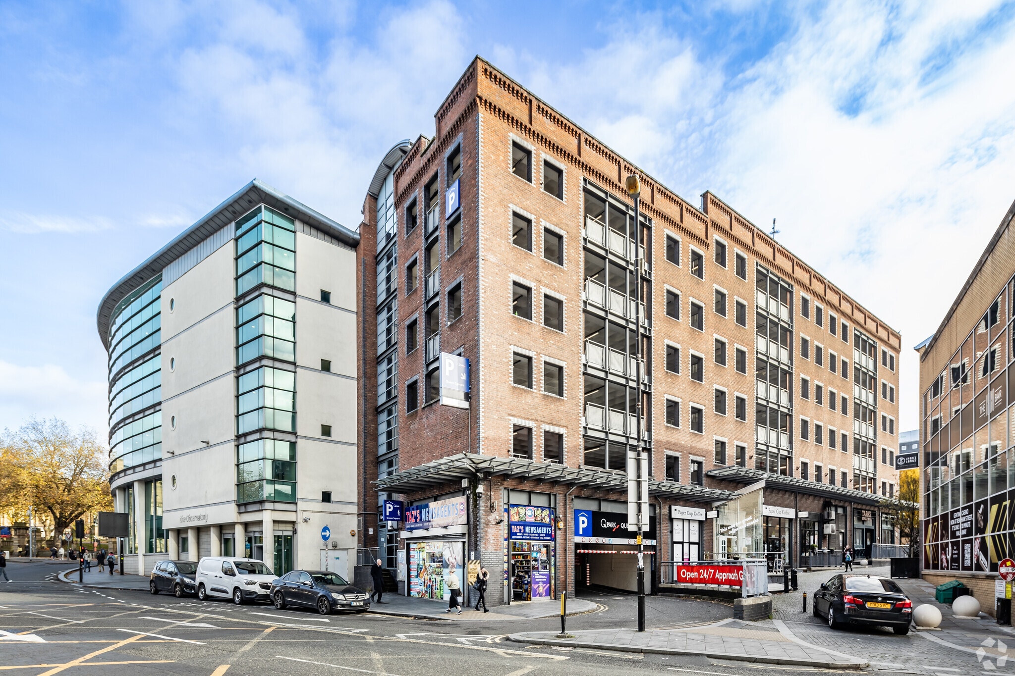 4 Queen Sq, Liverpool to rent Primary Photo- Image 1 of 4